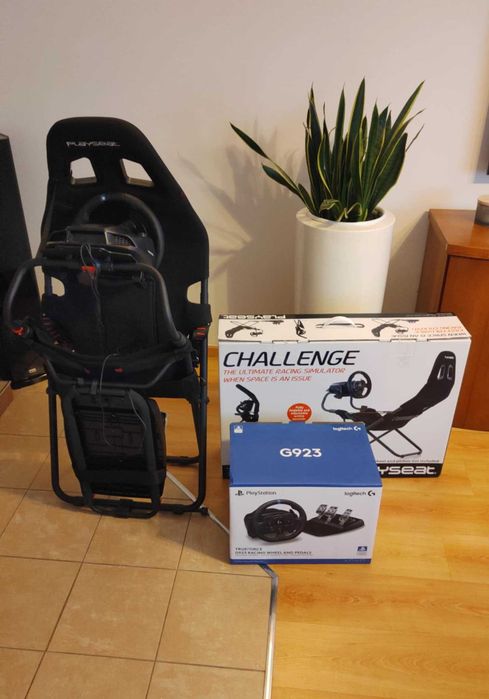 Kierownica Logitech G923 + stojak Playseat Challenge