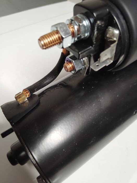 Sprzedam rozrusznik i klucz