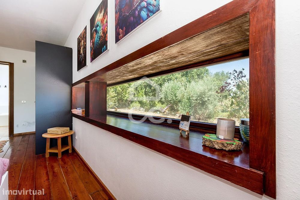 Quinta de 6000 m2 c/ Moradia T4 com mezanine | Mora