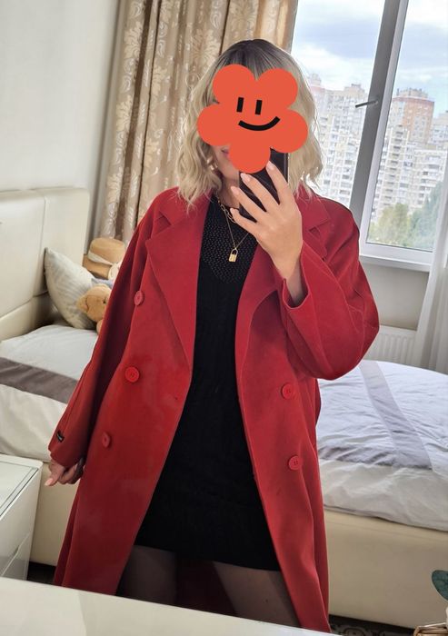 Шикарне червоне жіноче пальто на весну
