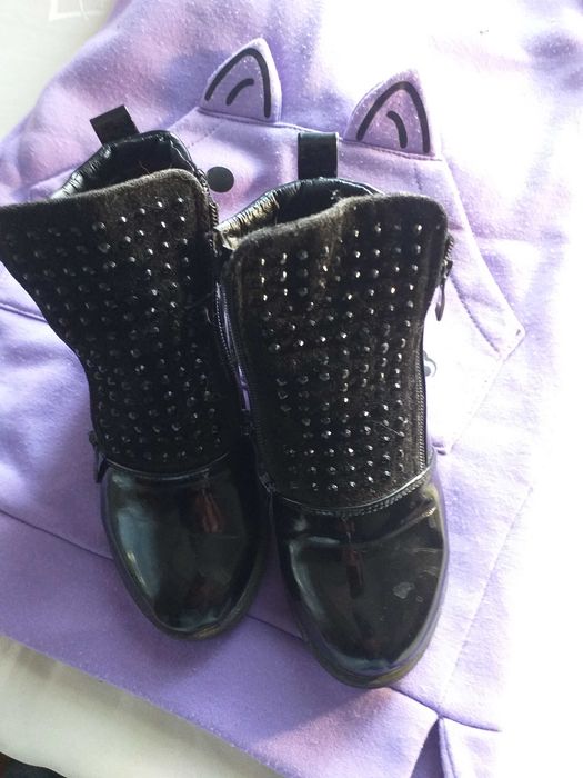 Продам ботинки лаковані