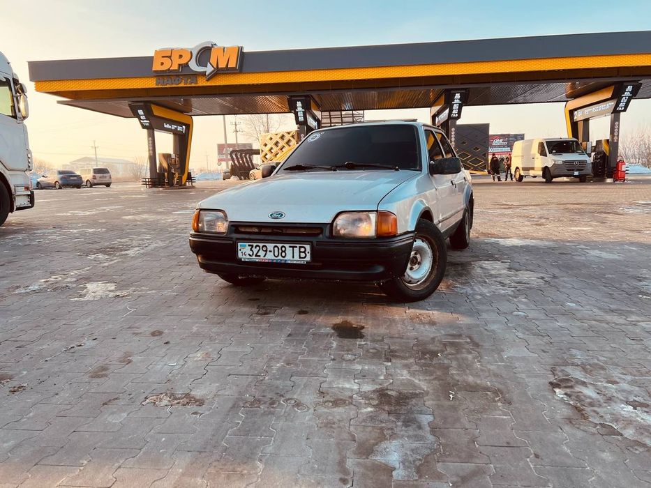 Ford escort 1.4.