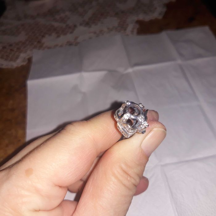 Charms  prezent cyrkonie do Pandory