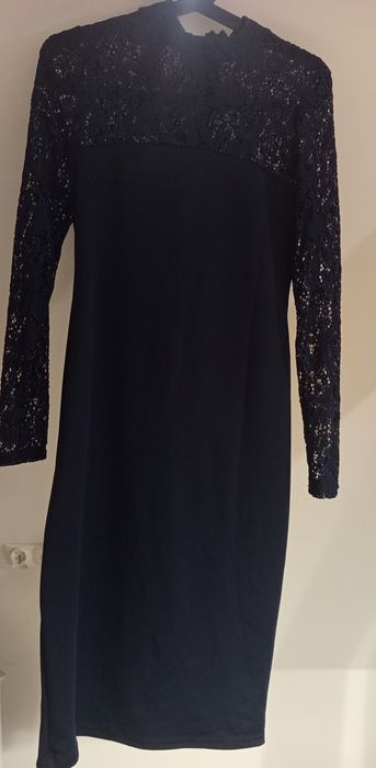 Egancka granatowa sukienka z koronkową górą i rękawami – Vestidos