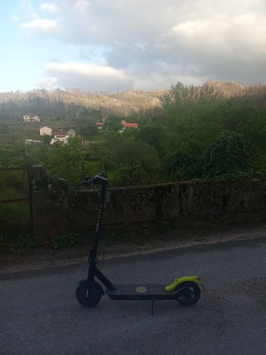Vendo trotinete elétrica em bom estado