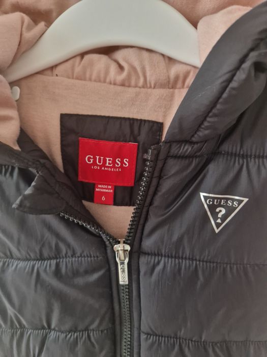 Bezrękawnik 128 Guess czarny