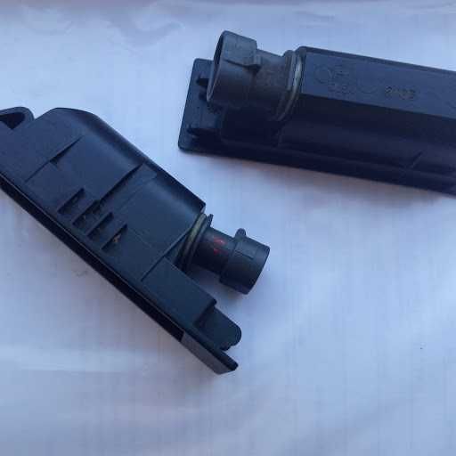 Клапан(байпасс) радиатора коробки 84107726. Volt 2 2016-19г разбор .