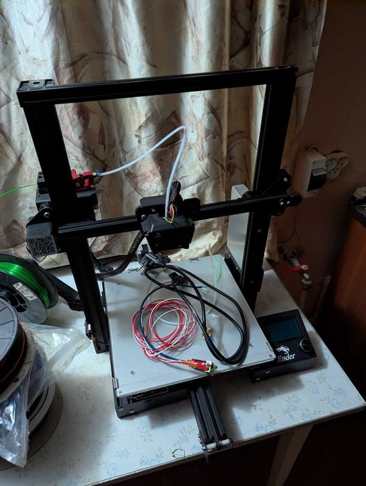 Продам 3д принтер Ender 3 max