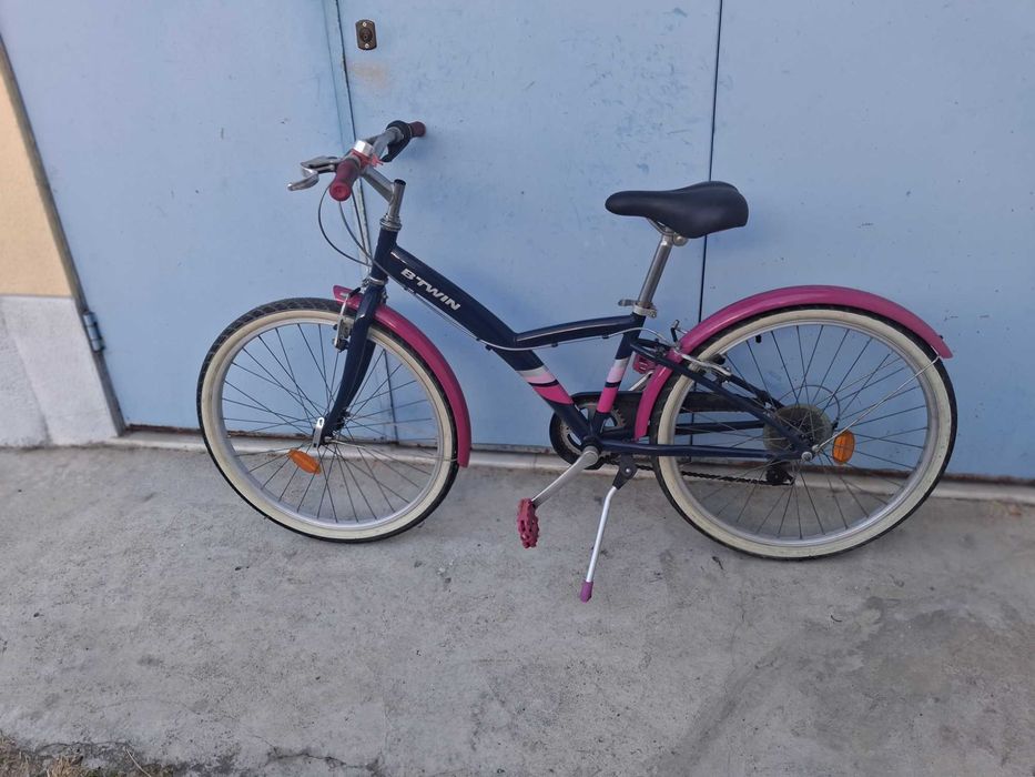 Bicicleta roda 24 pouco uso  para pessoas até 1,50 de altura