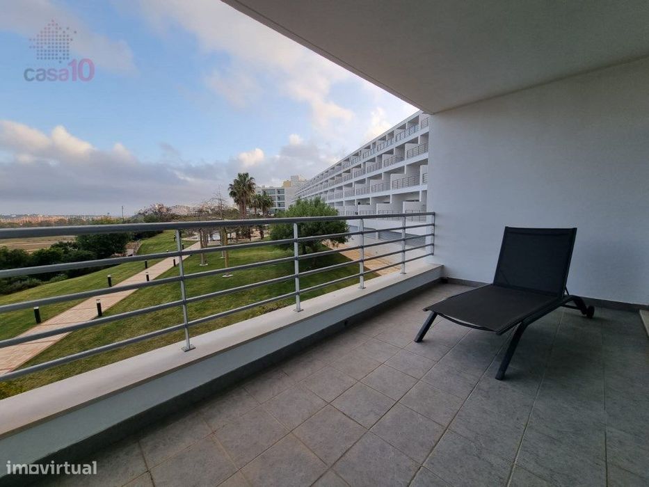 Vende-se Apartamento T1 em Resort de Luxo, Portimão
