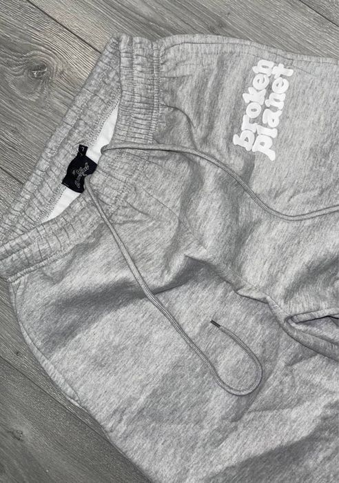 Broken planet широкі штани