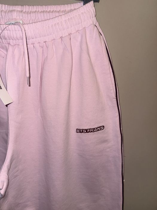 Urban outfittwts S