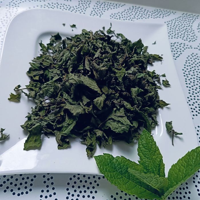 Naturalna Mięta Pieprzowa 200g – Domowe zbiory z wiejskiego ogrodu – super jakość