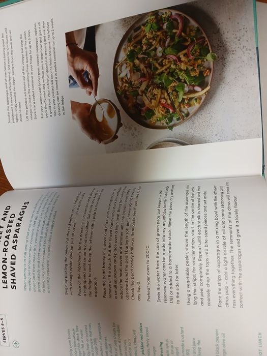 Livro de cozinha More Plantls less Waste