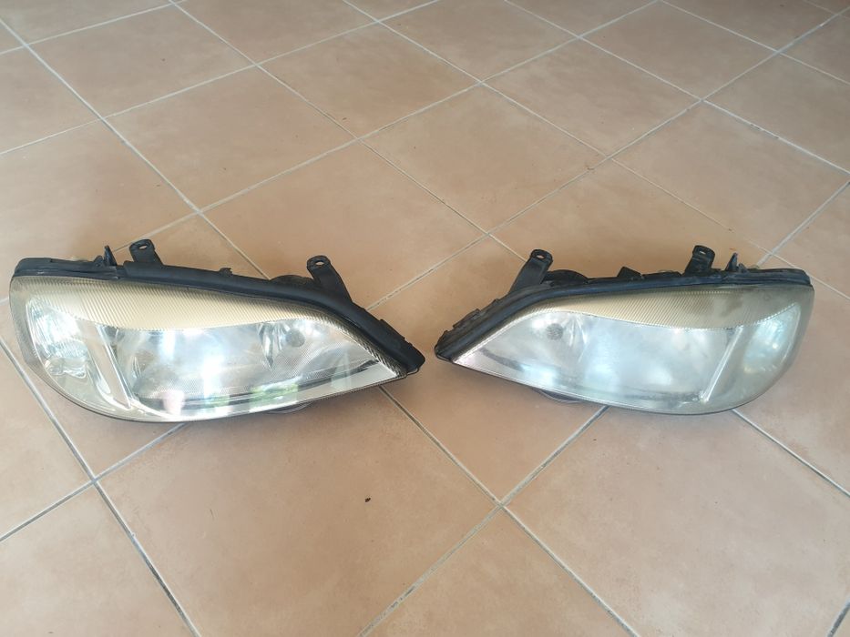 Faróis Opel Astra G 1999