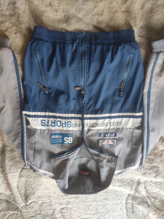 Продам спортивний костюм на хлопчика