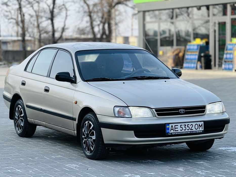 Продам Toyota Carina