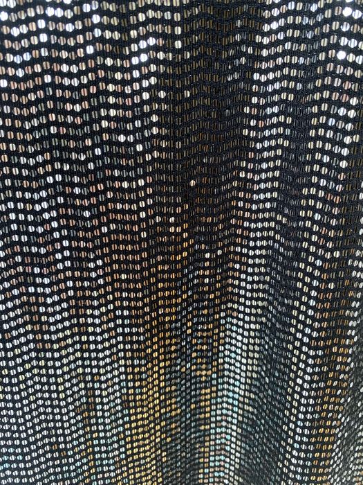 Блузка чорна в стразах