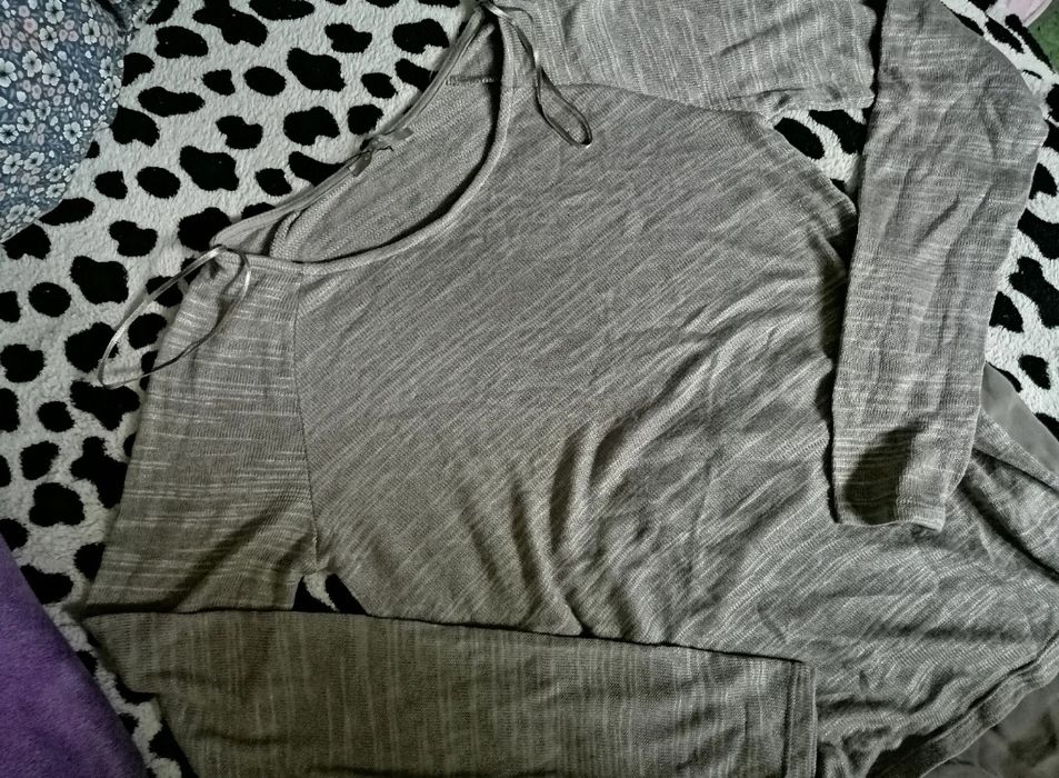 Bluzka z długim rękawem Orsay, Tył ze wstawką z innego materiału