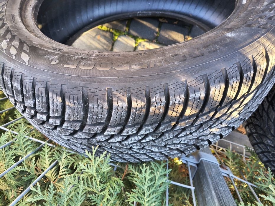 Opony Nokian Tyres Snowproof 1 215/55 r17 98H  XL