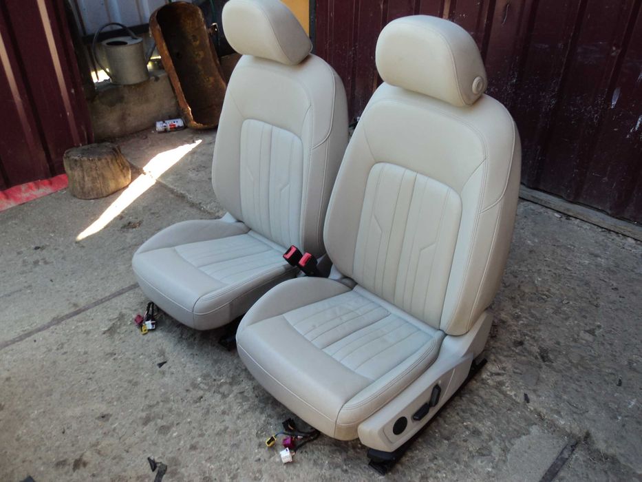 1 Audi Q3 Q5 Q7 A8 D4 A4 B8 A5 A3 A6 C6 A6 C7 аудіC7 S-Line сидіння A1