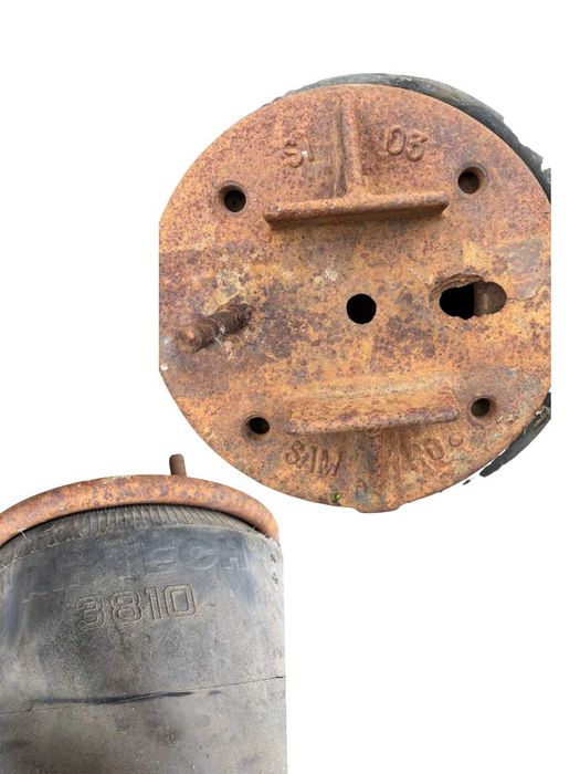 Пневмо подушка від причепа