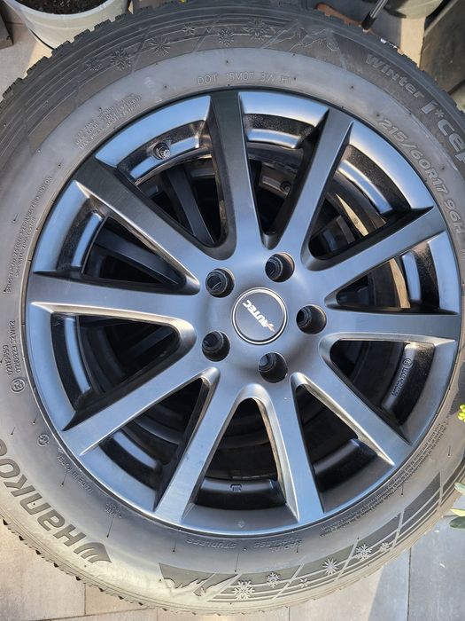 Koła zimowe 17 Renault Kadjar 5x114,3 7Jx17 ET40 215/60R17 Hankook Winter Icept Evo 3