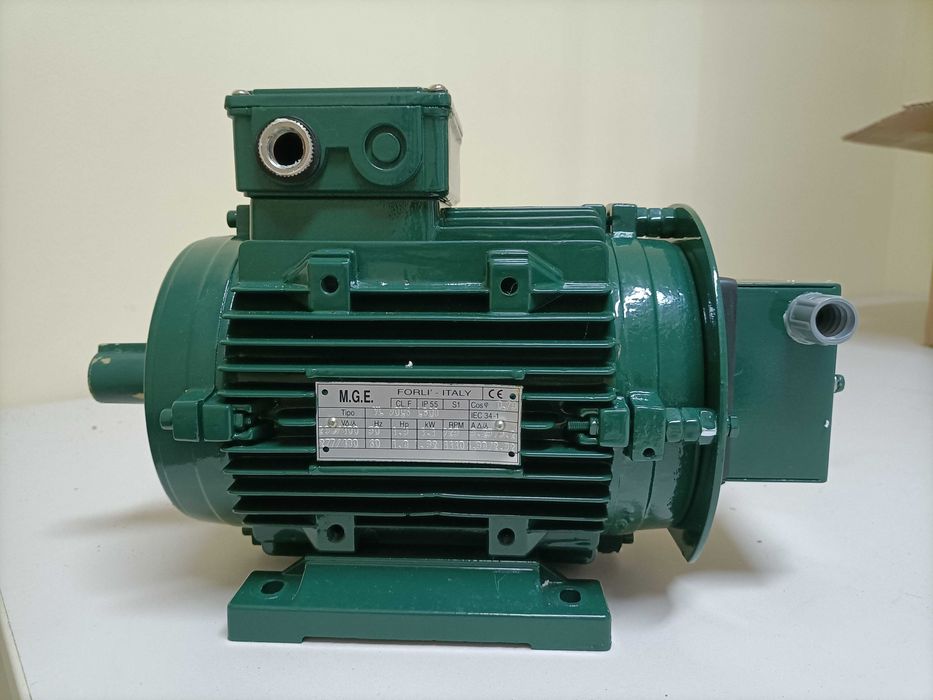 Motor Trifásico 1,5 Cv Novo Barato!