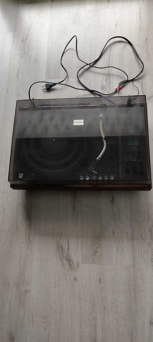Sprzedam 2 gramofony stereofoniczne WG-1100fs