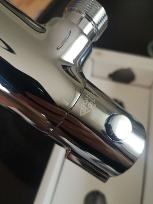 Bateria prysznicowa termostatyczna Adora(grohe, hansgrohe)