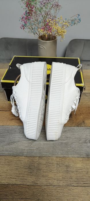 NOWE buty trampki tenisówki damskie Buffalo Madison rozmiar 39 białe