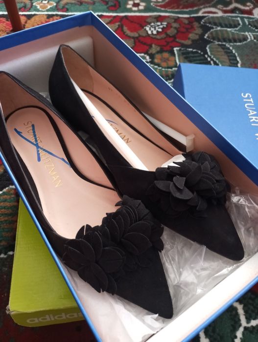 Продам туфлі замш