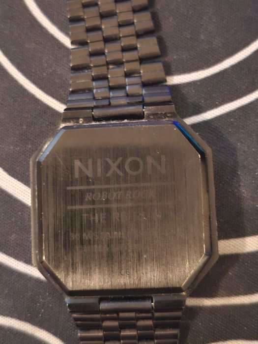 Relógio digital Nixon Re-Run