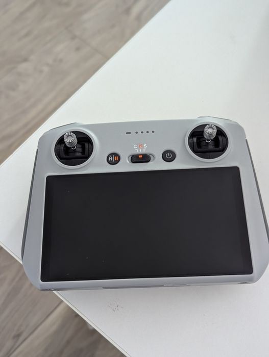 Kontroler DJI RC