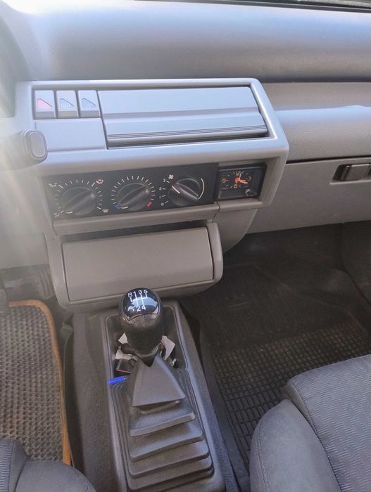 Продам автомобіль Renault Clio
