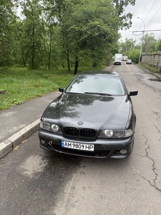 Bmw e39 525i седан