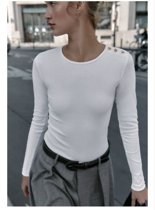 Стильний білий лонгслів в рубчик zara, новий , розмір м