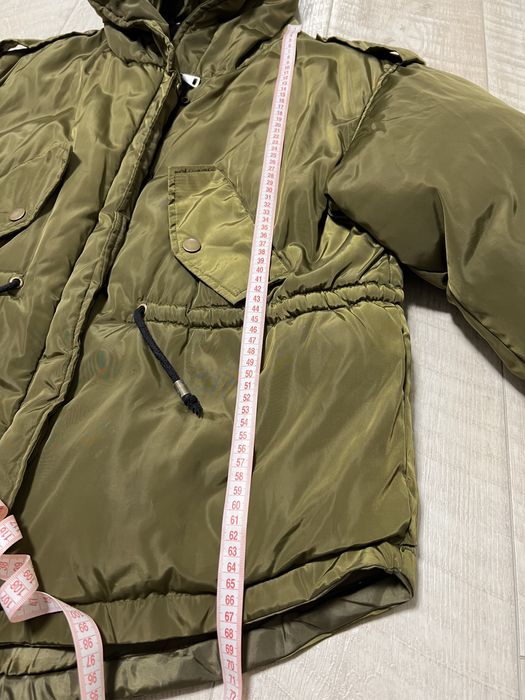 Продам женскую куртку