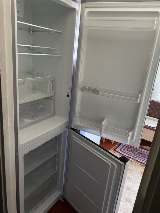 Холодильник Indesit