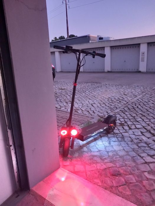 Vendo trotinete eletrica