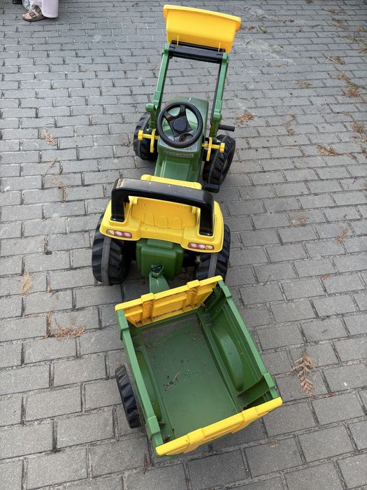 Traktor na pedały John Deere