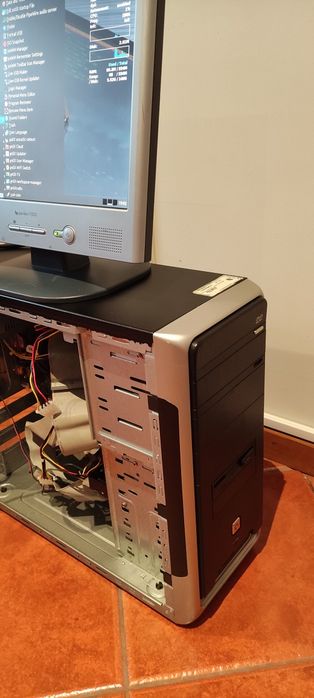 Computador e monitor
