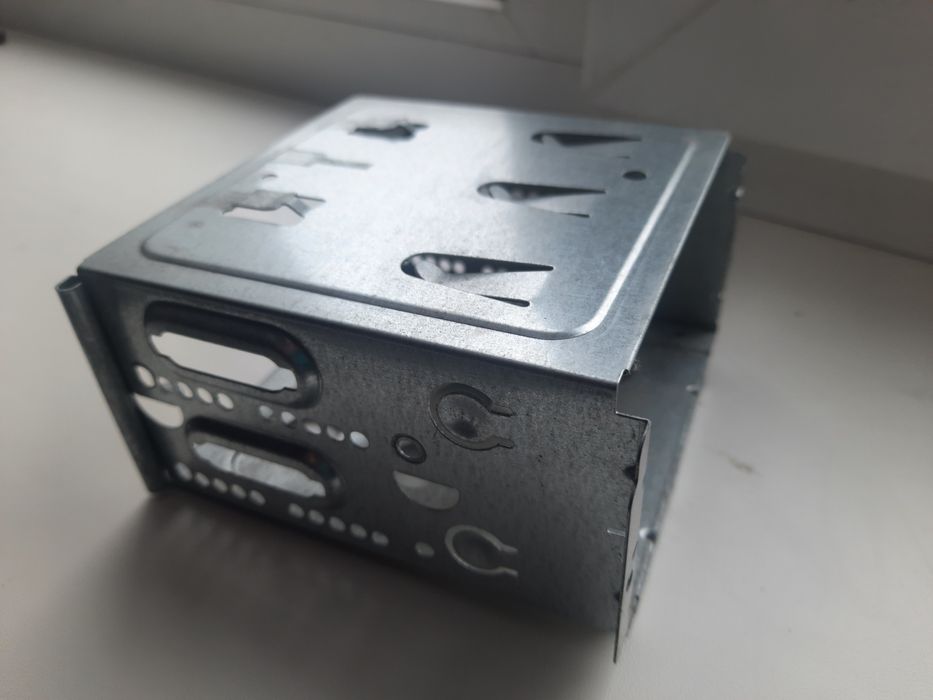 Крепления для HDD. SSD и кулера 80х80 мм. или обмен