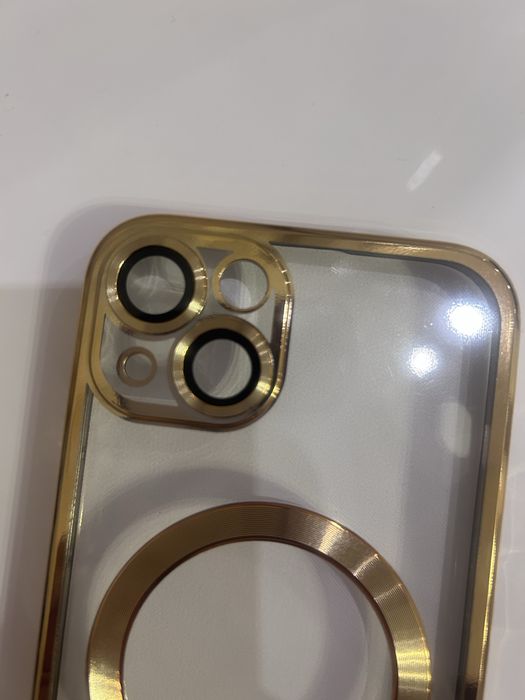 Чохол новий на Iphone 13 золотий колір із захистом на камеру