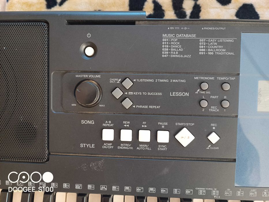 Синтезатор Ямаха Yamaha PSR - E333