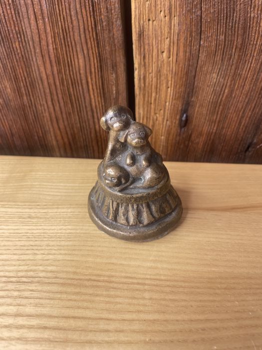 Figurka z brązu piesek pieski prezent