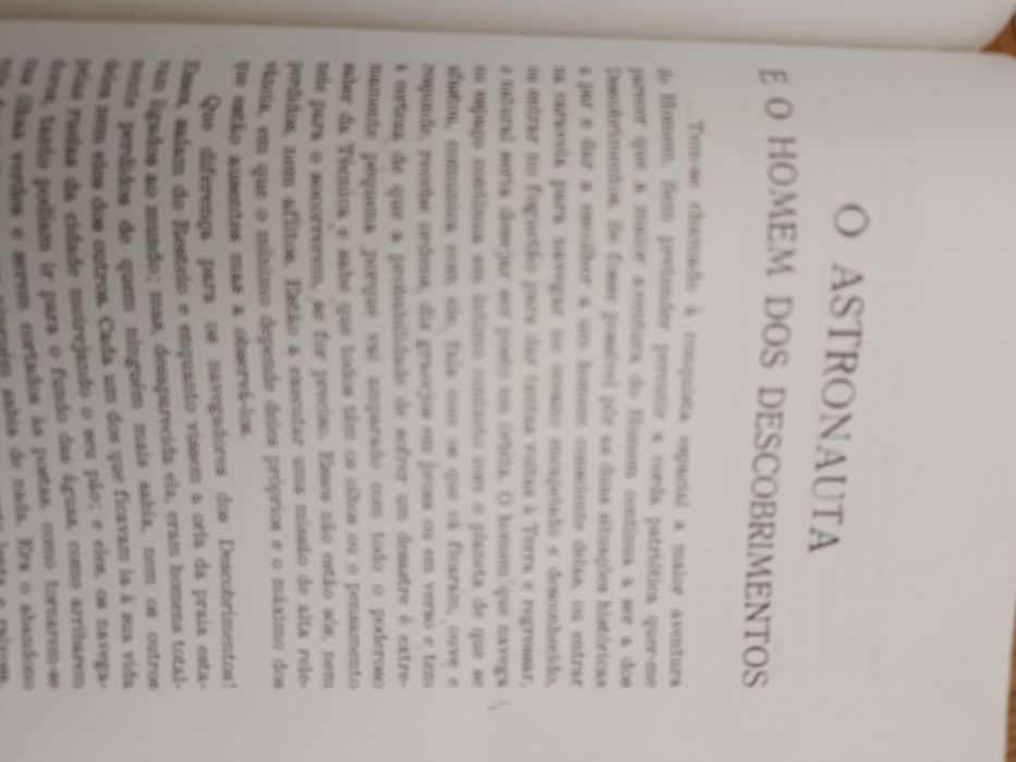 Livro escolar antigo