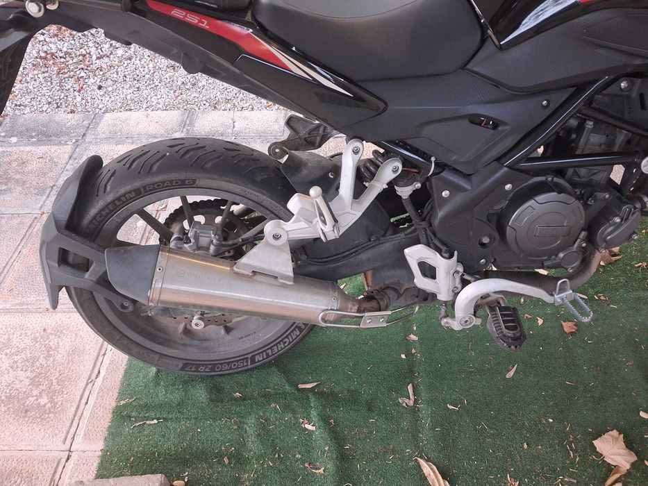 Benelli Trk 251 2019