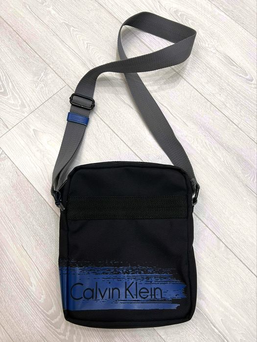 Сумка Calvin Klein оригинал б/у
