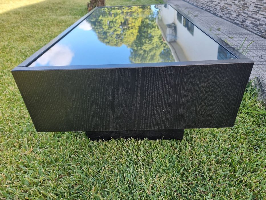 Coffee Table with Drawers64739148364674124